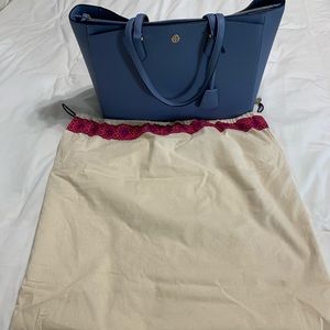 Tory Burch Robinson Tote
